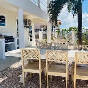 Apartment Leoni Curacao, Willemstad